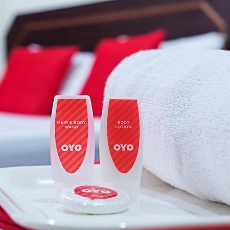 Oyo 715 Mr J Hotel Kota Bharu Ngoại thất bức ảnh