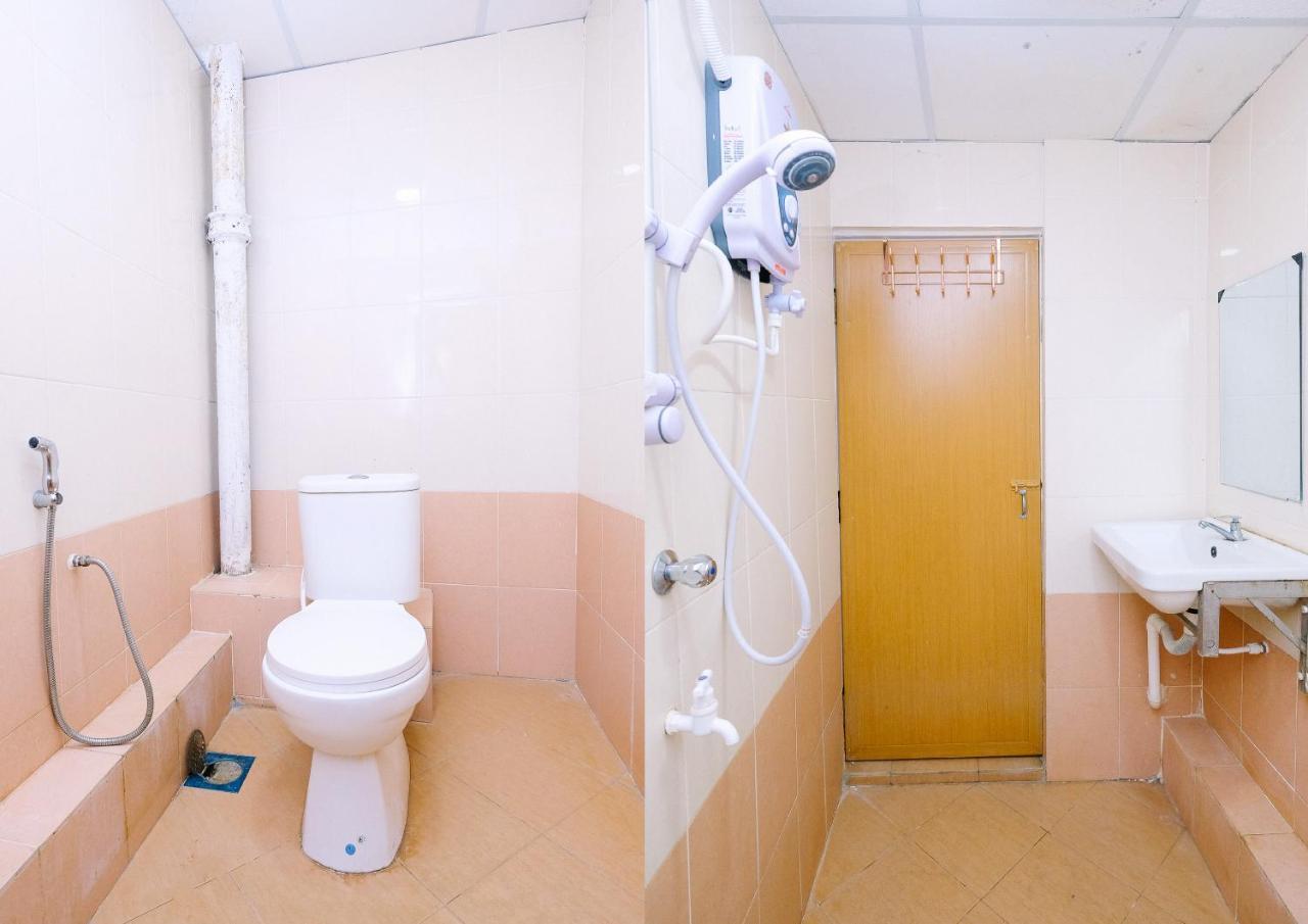 Oyo 715 Mr J Hotel Kota Bharu Ngoại thất bức ảnh