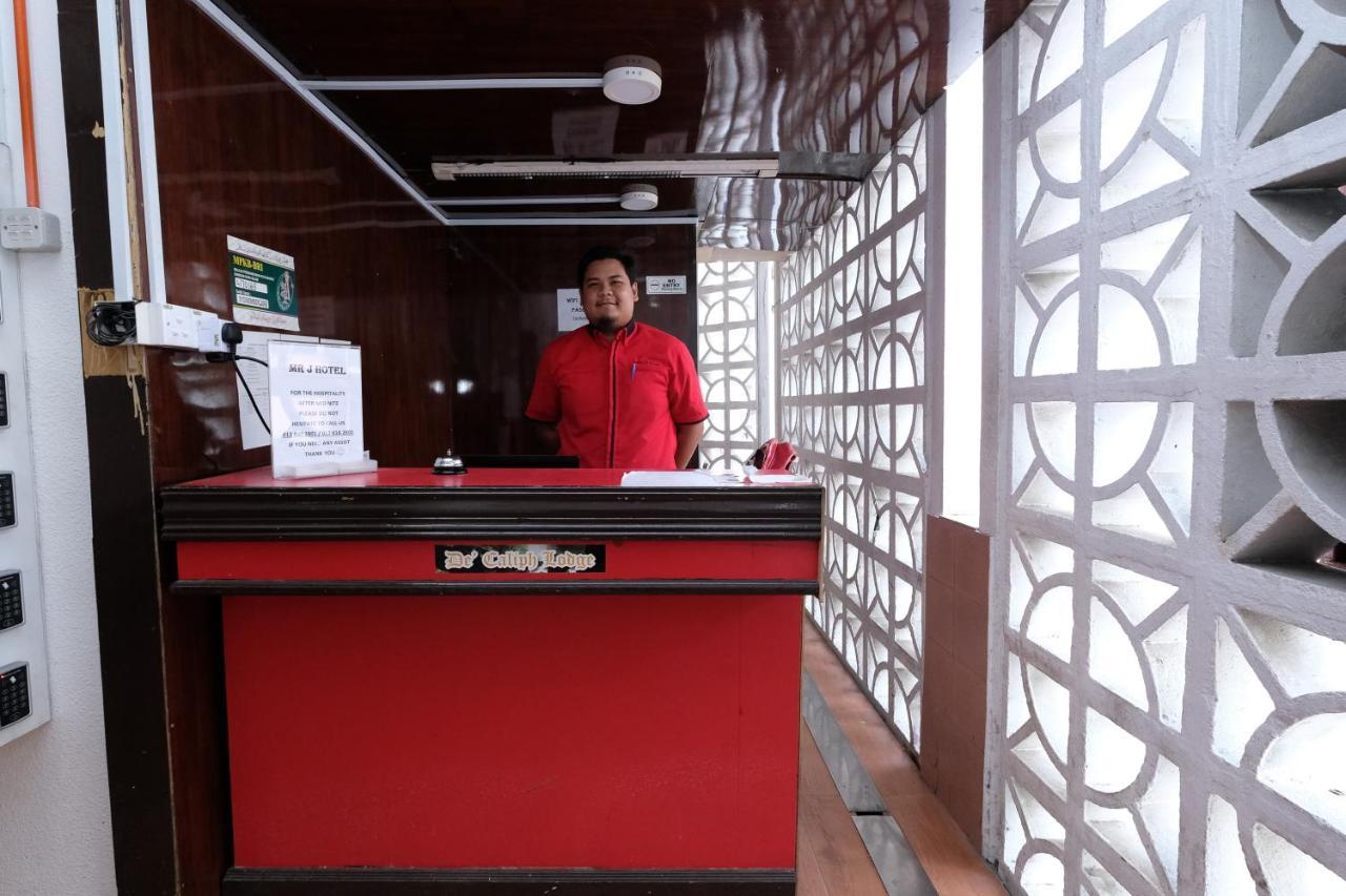 Oyo 715 Mr J Hotel Kota Bharu Ngoại thất bức ảnh