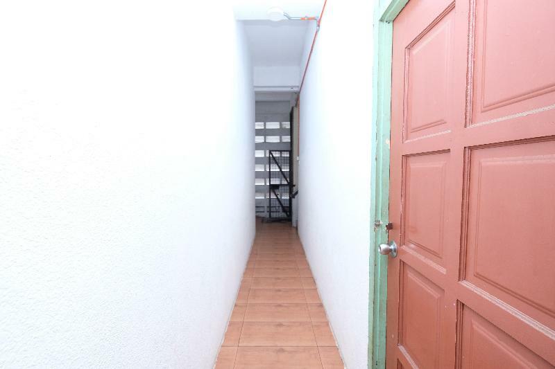 Oyo 715 Mr J Hotel Kota Bharu Ngoại thất bức ảnh