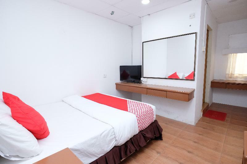 Oyo 715 Mr J Hotel Kota Bharu Ngoại thất bức ảnh