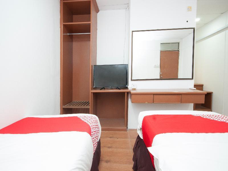 Oyo 715 Mr J Hotel Kota Bharu Ngoại thất bức ảnh